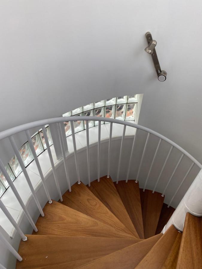 Central Leeds Townhouse With Private Roof Garden Sleeps 4 エクステリア 写真