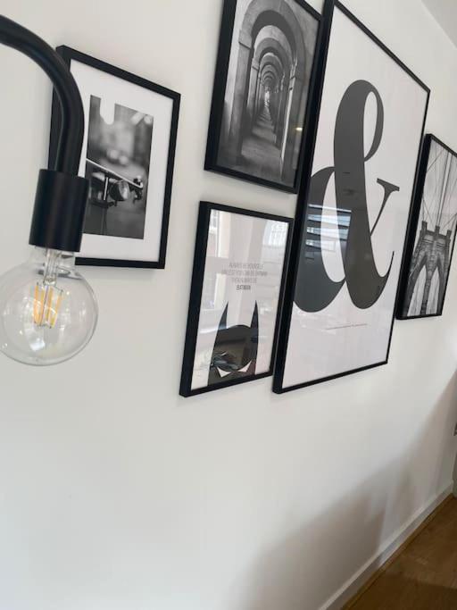 Central Leeds Townhouse With Private Roof Garden Sleeps 4 エクステリア 写真