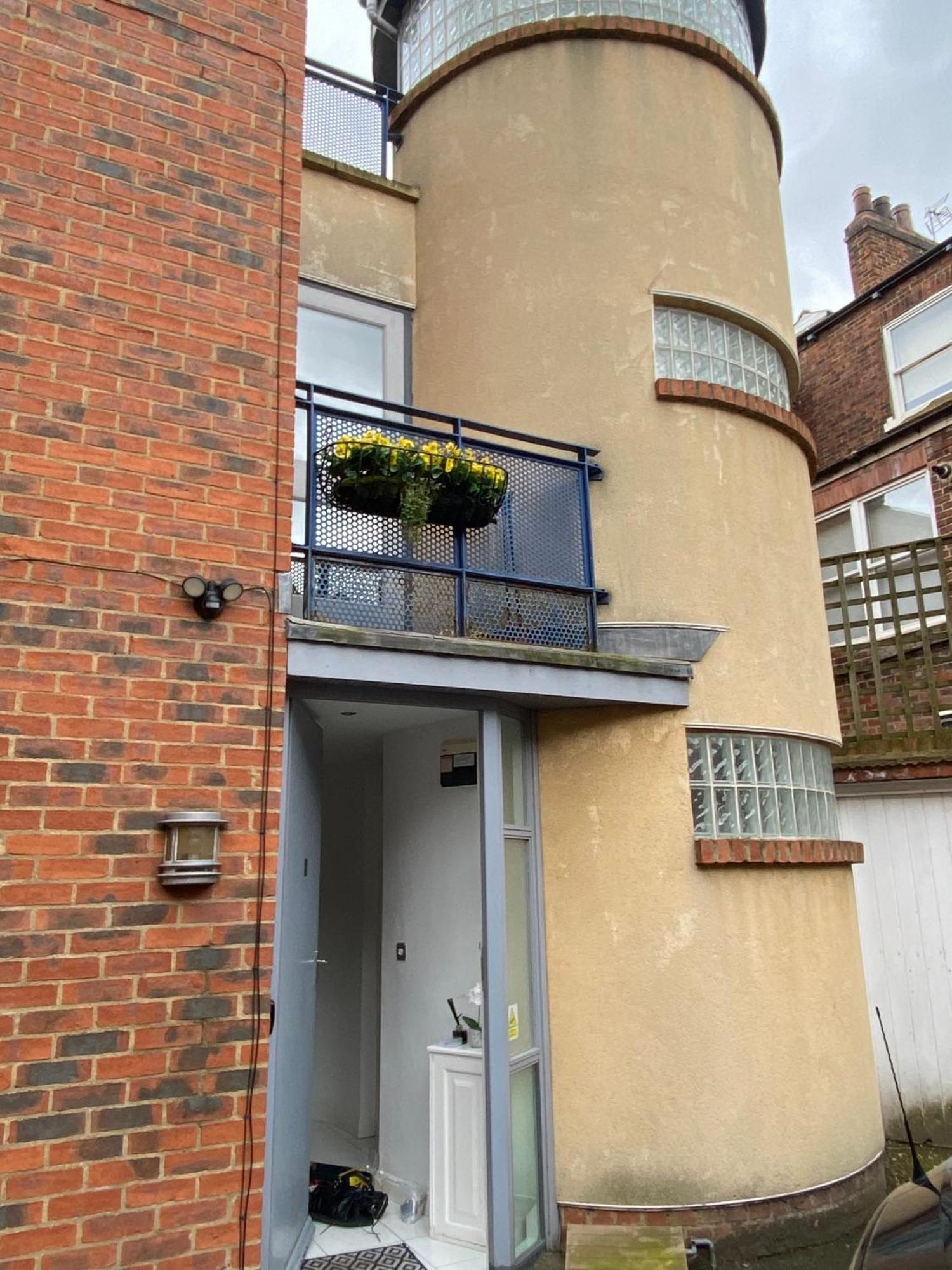 Central Leeds Townhouse With Private Roof Garden Sleeps 4 エクステリア 写真