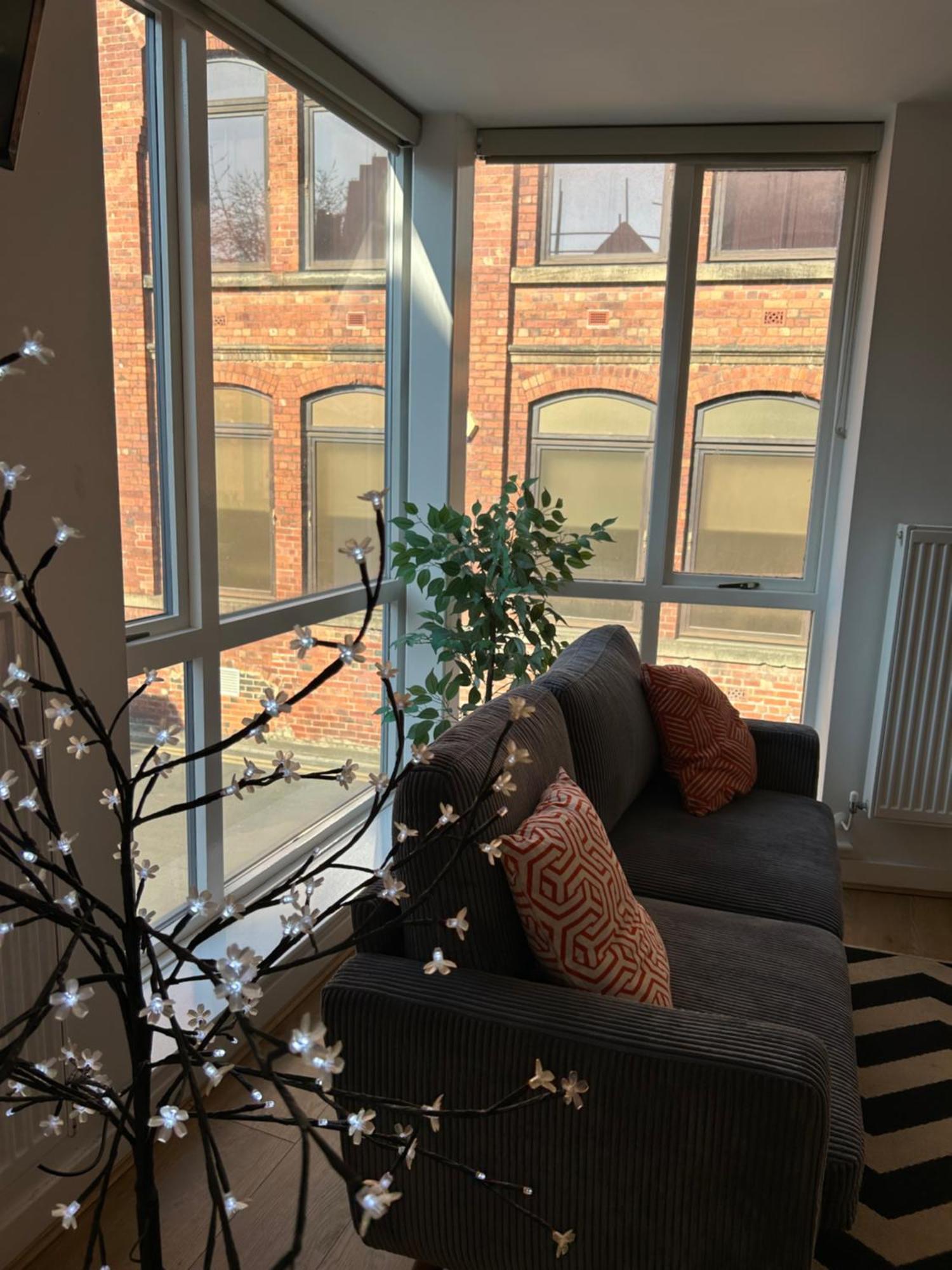 Central Leeds Townhouse With Private Roof Garden Sleeps 4 エクステリア 写真